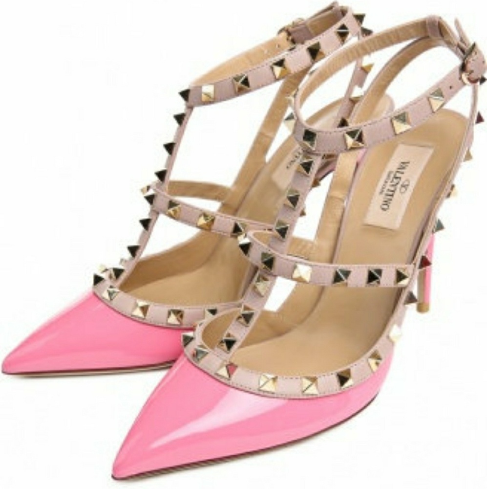 Authentic Valentino Rockstud